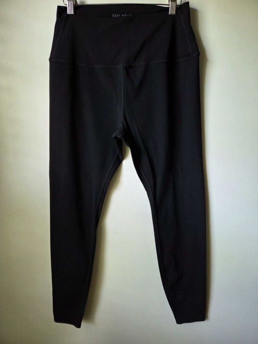 LIKE NEW TAVI NOIR TAVI ACTIVE BLACK HIGH RISE LEGGINGS SIZE XXL / 2X